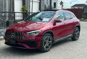 Mercedes-Benz GLA 250 2021 Red