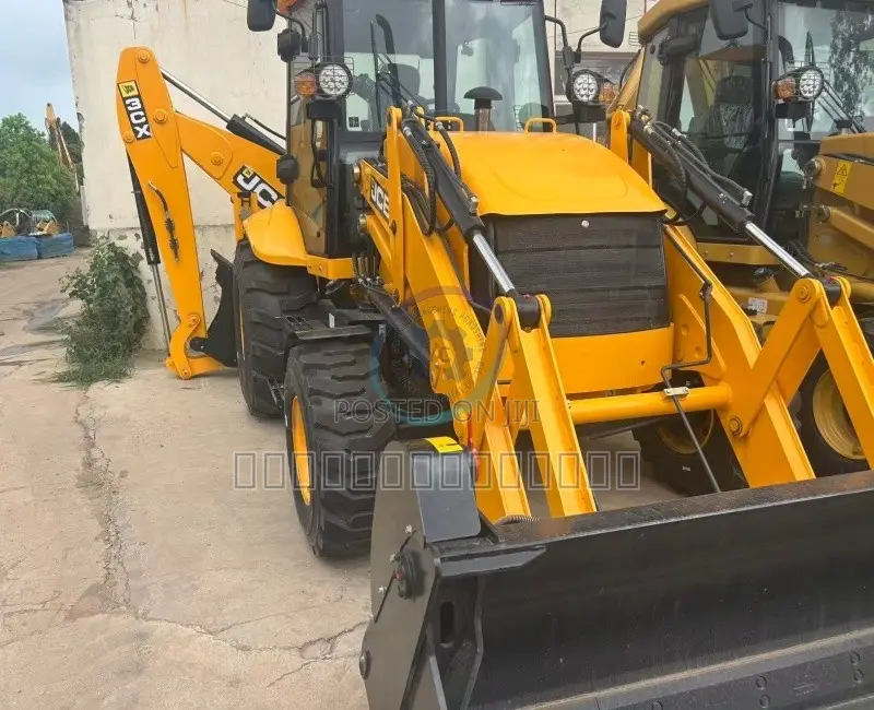 JCB 3CX Backhoe Loader