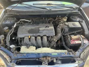 Toyota Corolla 2004 Silver