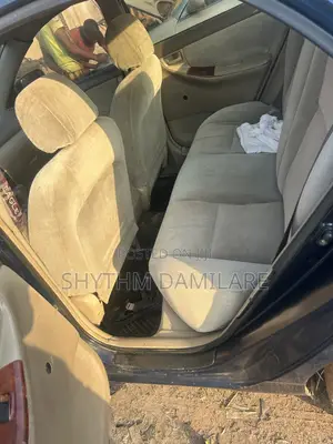 Toyota Corolla 2004 Silver