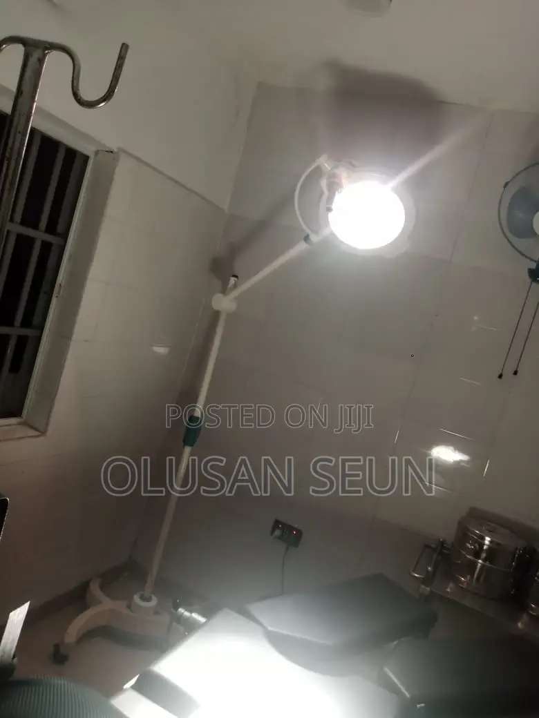 Theater/Surgical Light