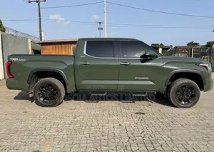 Toyota Tundra Platinum 2022 Green