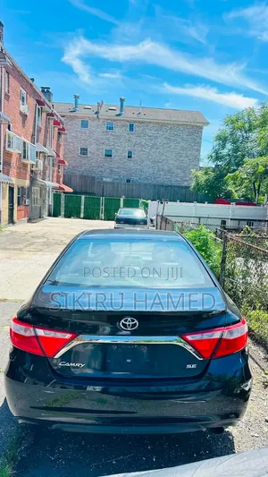 Toyota Camry SE 4dr Sedan (2.5L 4cyl 6A) 2017 Black
