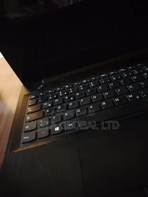 Laptop Lenovo 8GB Intel Core i3 HDD 1T