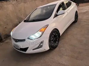 Hyundai Elantra 2017 White