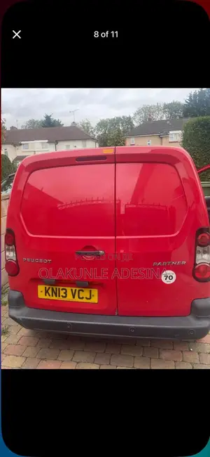 Peugeot Boxer 2013 Red