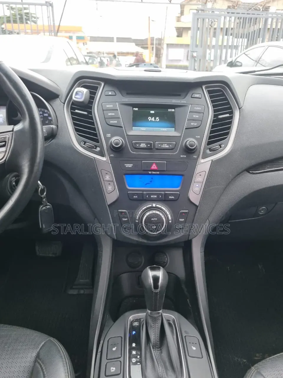 Hyundai Santa Fe 2014 Gray
