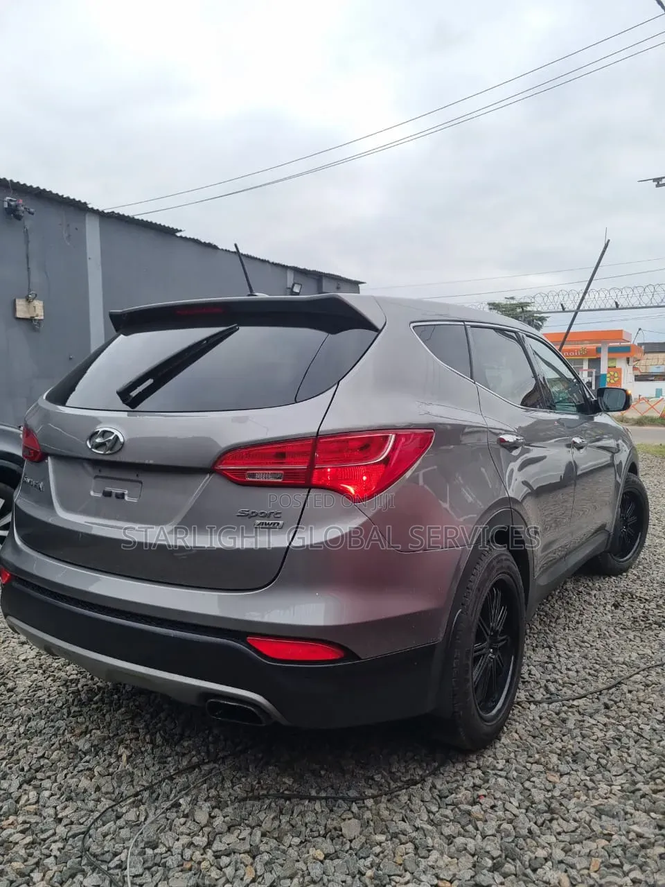 Hyundai Santa Fe 2014 Gray