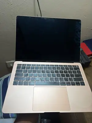 Laptop Apple MacBook Air 2018 8GB Intel Core i5 SSD 128GB