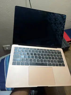 Laptop Apple MacBook Air 2018 8GB Intel Core i5 SSD 128GB