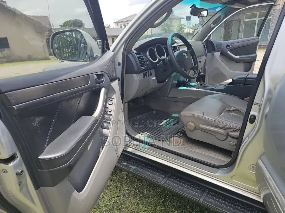 Toyota 4-Runner 2006 Silver