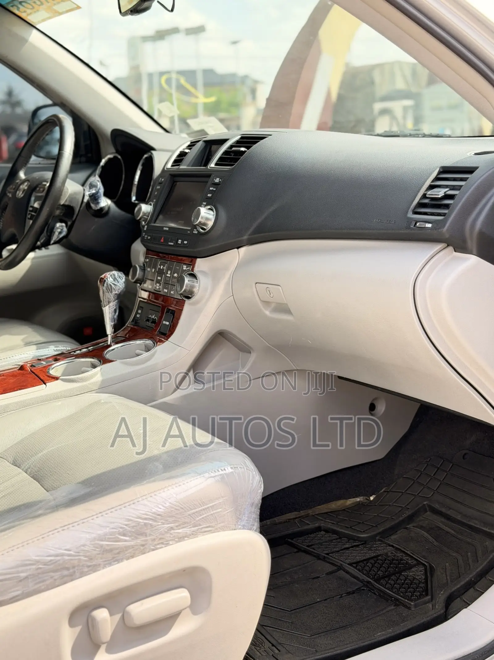 Toyota Highlander Limited 2011 Silver