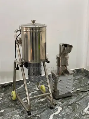 Industrial Juicer