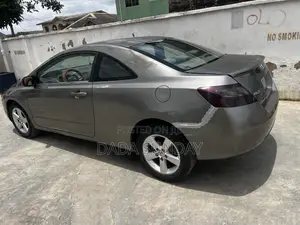 Honda Civic 2008 Gray