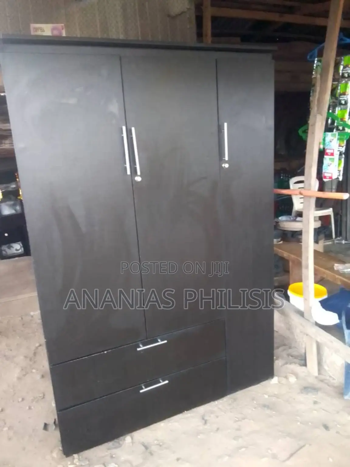 Bkack MDF 4by6ft Wardrobe