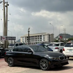 BMW 330i 2020 Black