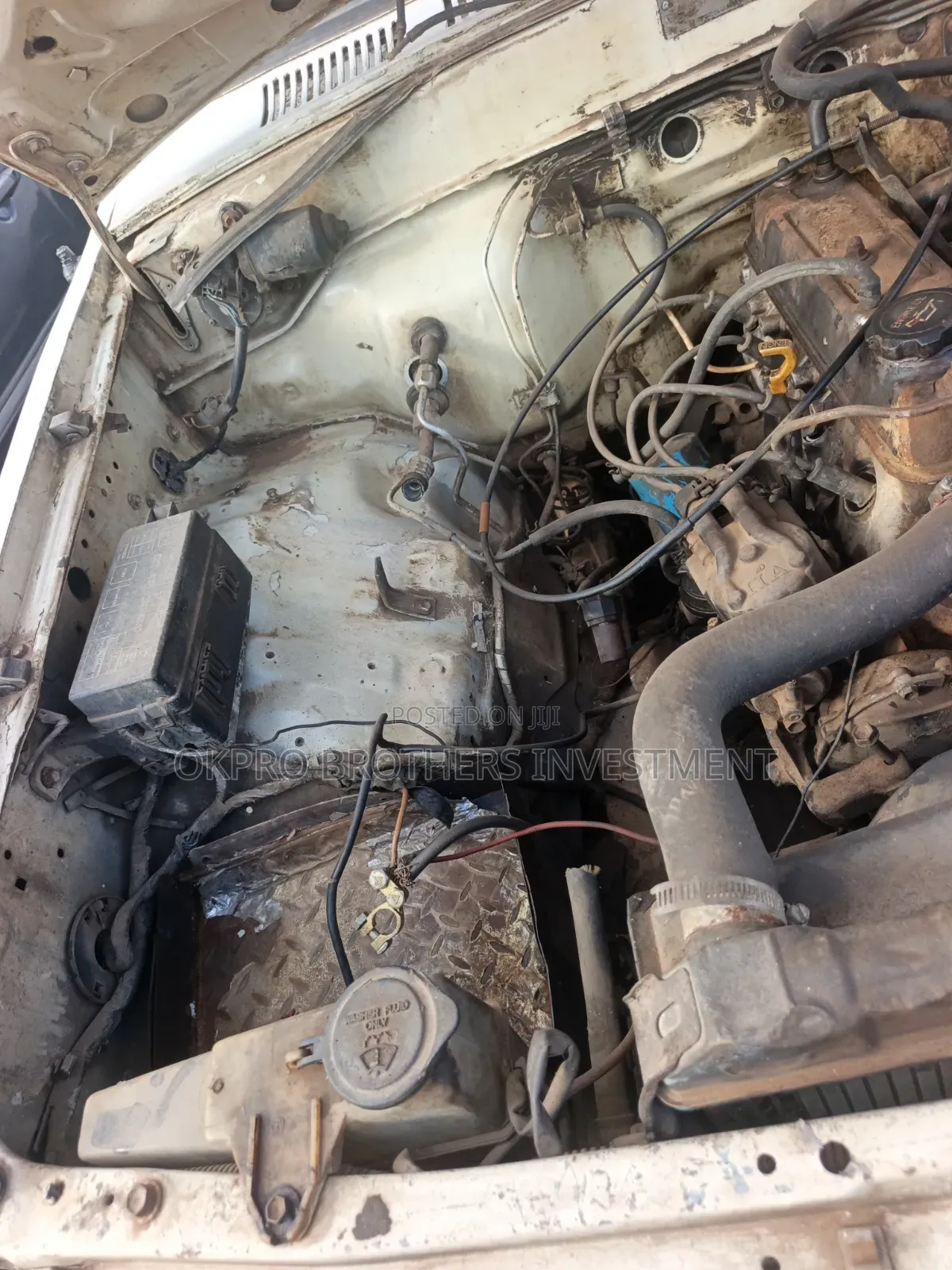Toyota Hilux 2002 White
