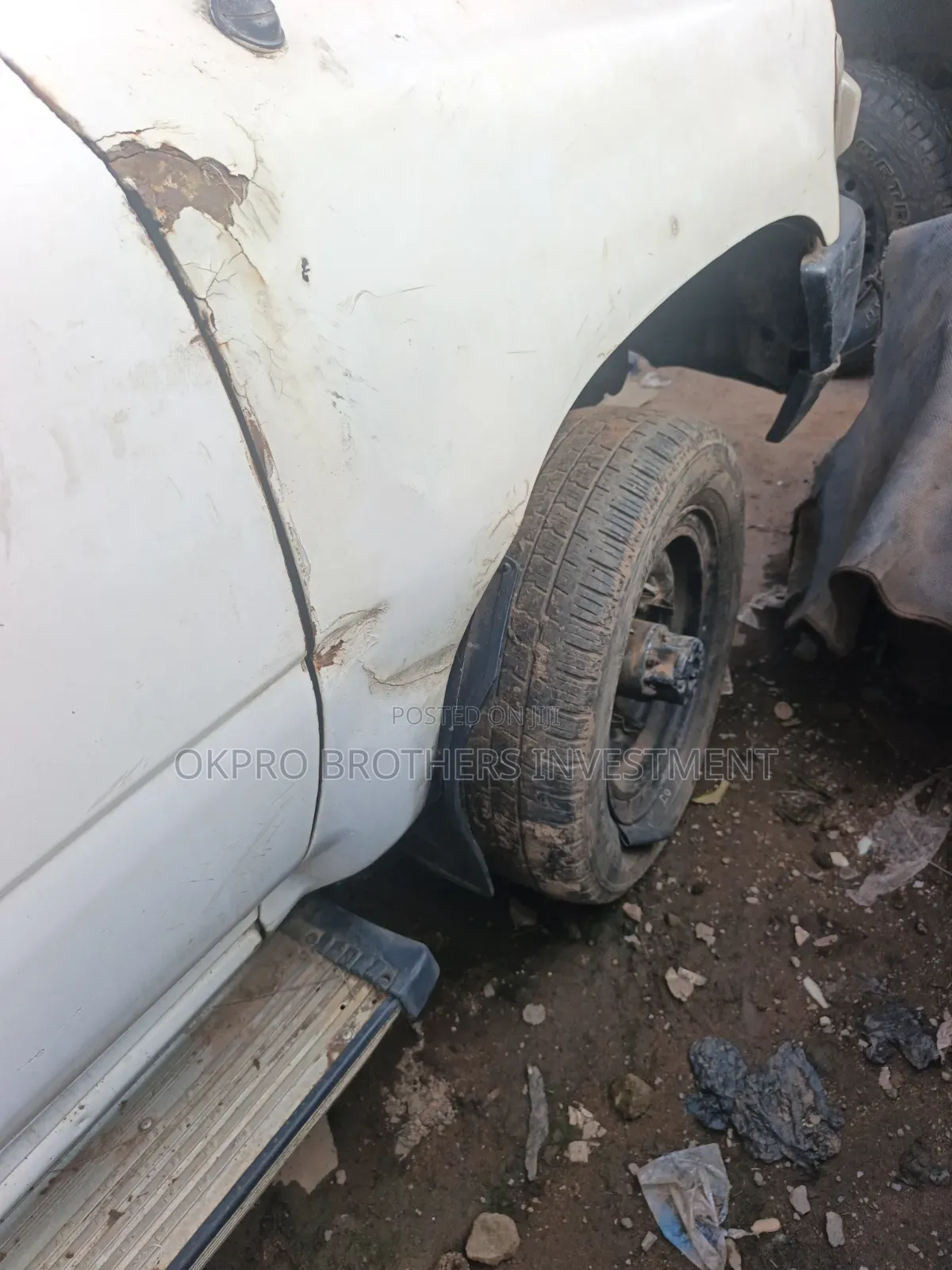 Toyota Hilux 2002 White