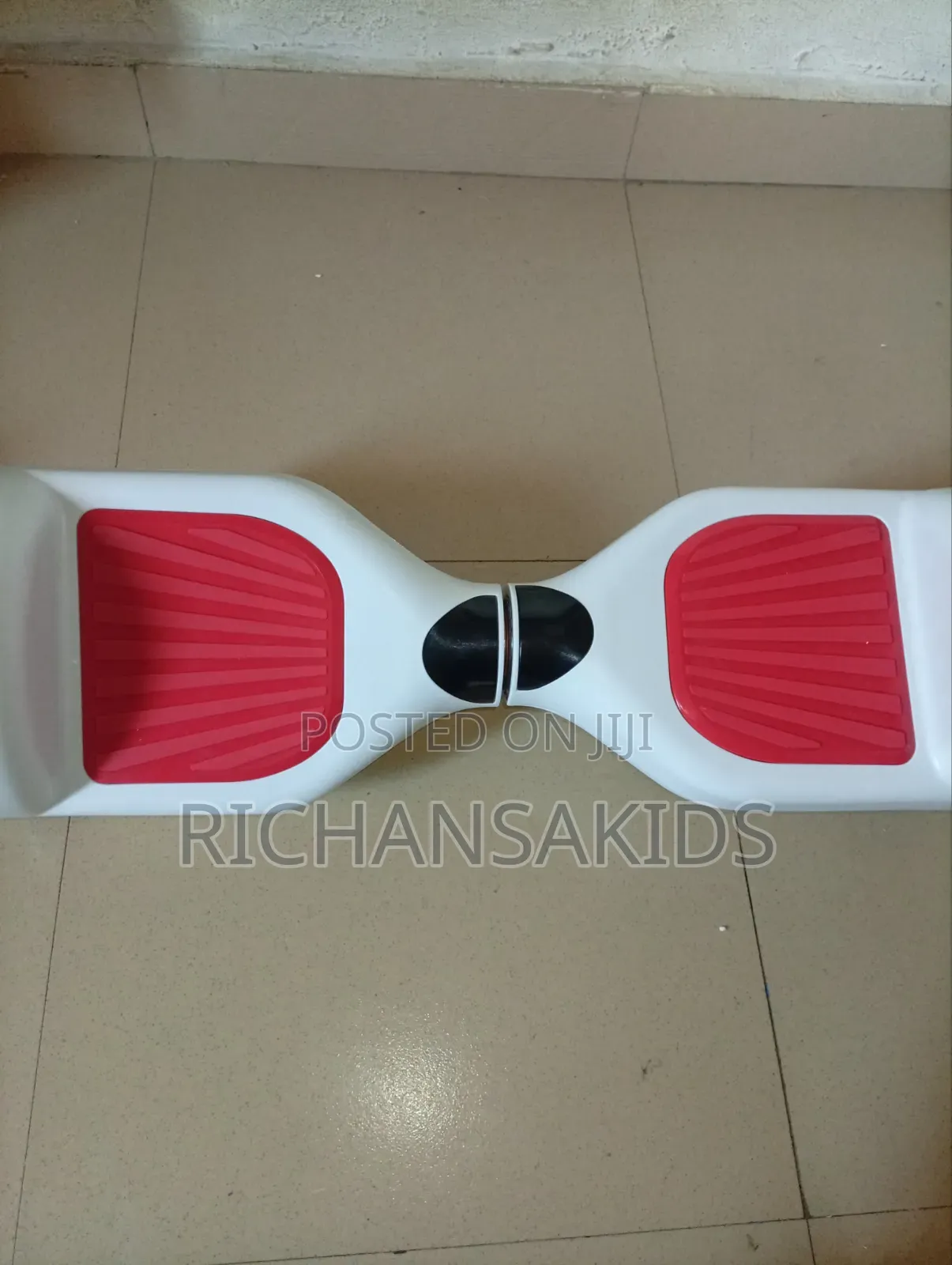 High End Brand Hoverboard With Extra Free Charger