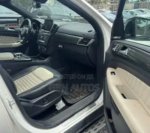 Mercedes-Benz GLE-Class 2016 White