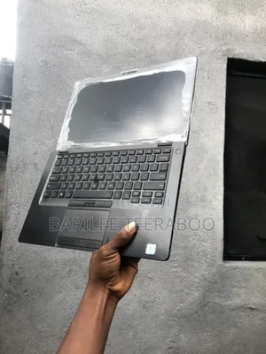 Laptop Dell Latitude 5400 8GB Intel Core i7 SSD 256GB