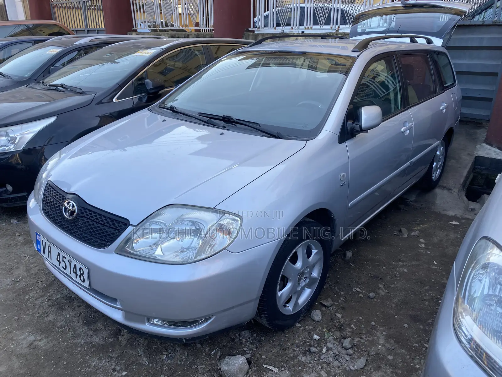 Toyota Corolla Liftback 2004 Silver