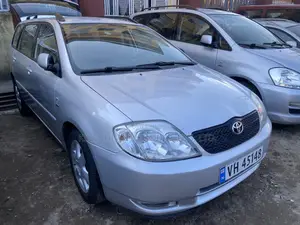 Toyota Corolla Liftback 2004 Silver