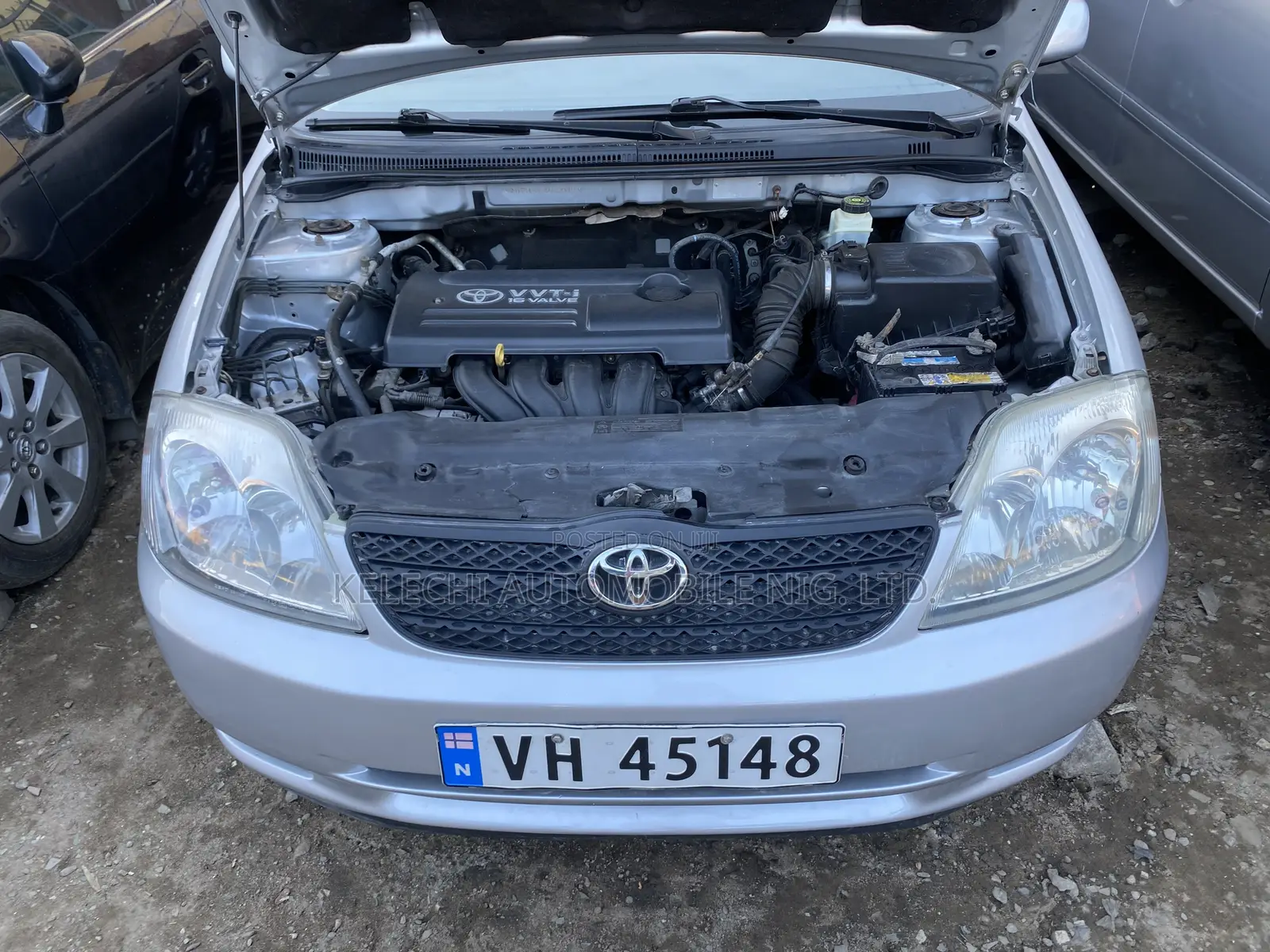 Toyota Corolla Liftback 2004 Silver