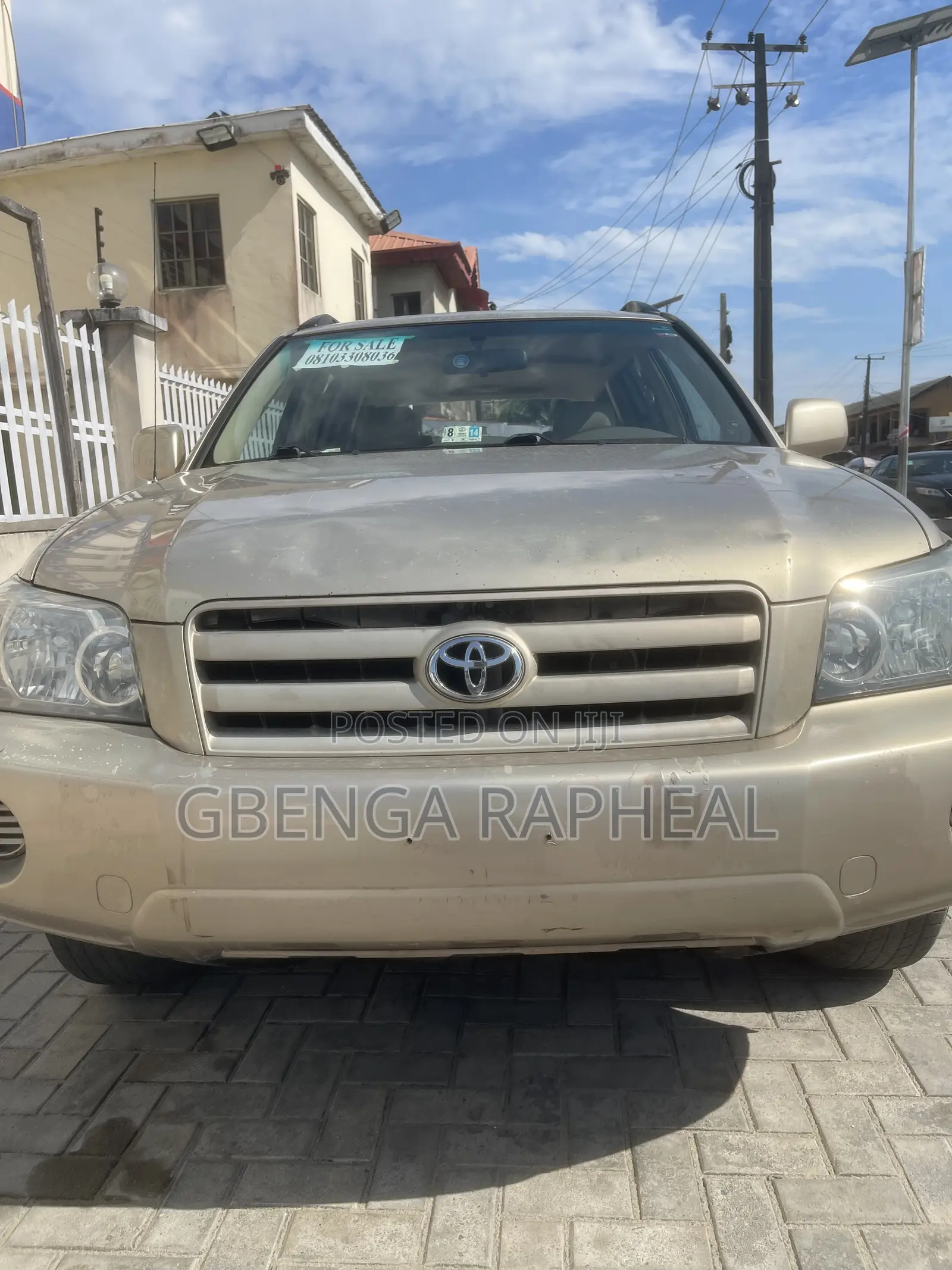 Toyota Highlander 2004 Gold