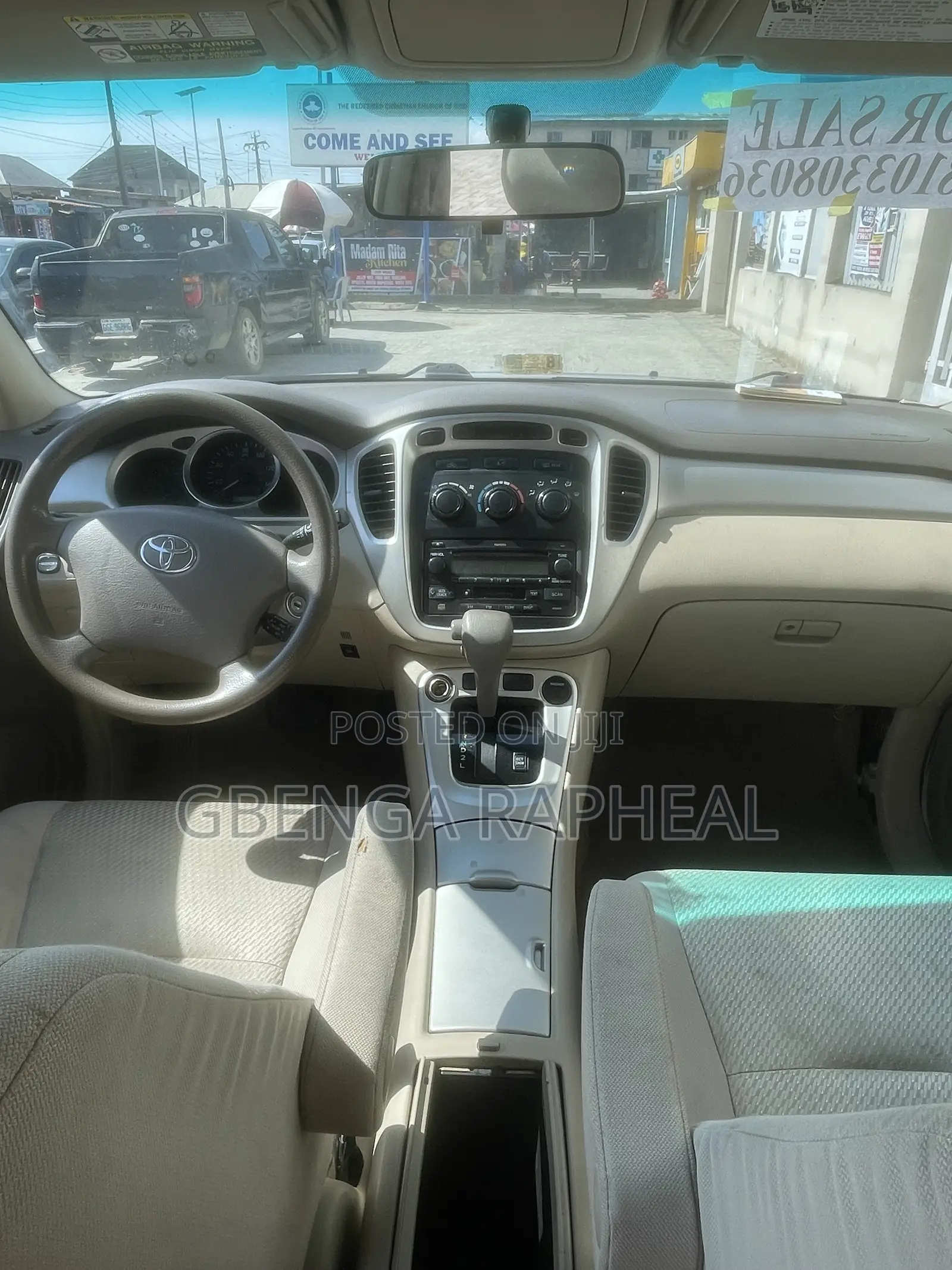 Toyota Highlander 2004 Gold