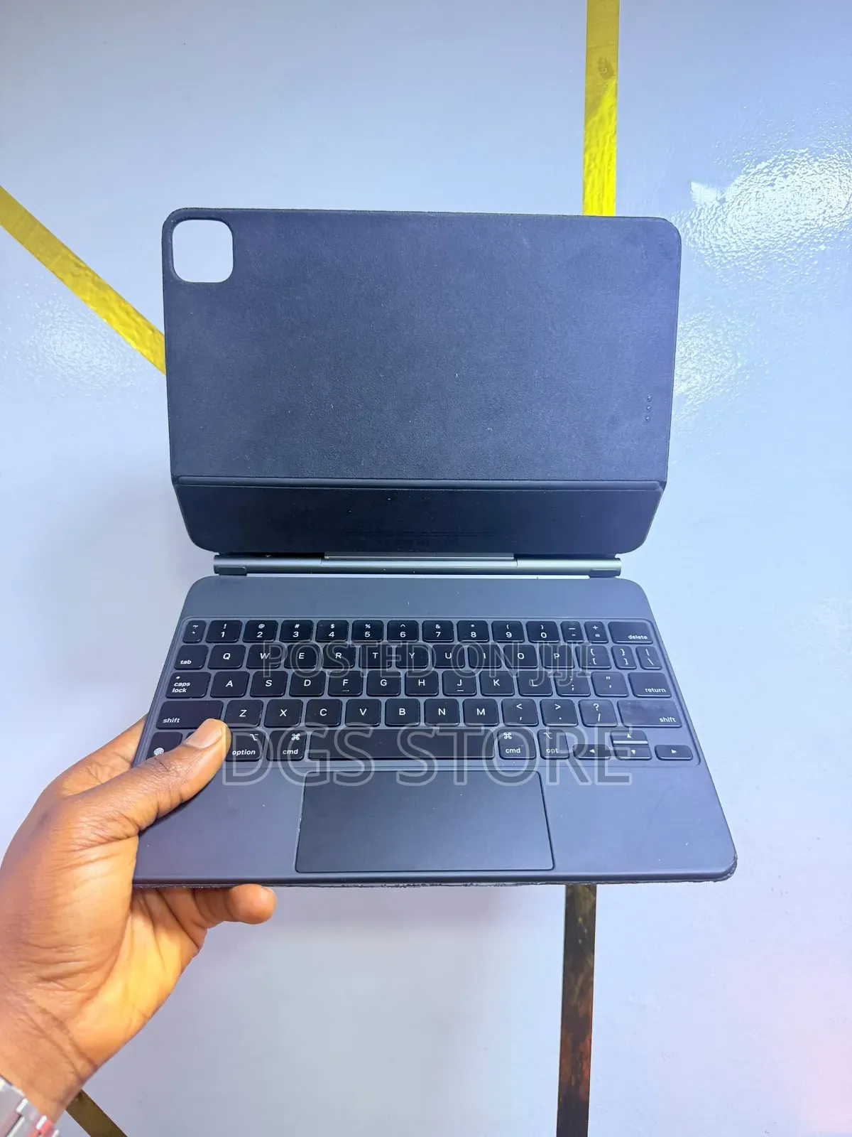 Used Apple Magic Keyboard M4 & M5