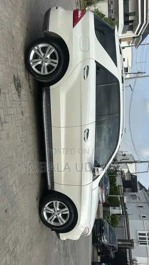 Mercedes-Benz M Class 2014 White