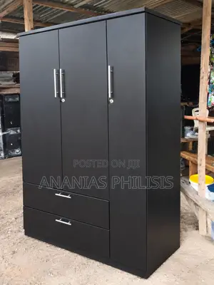 Bkack MDF 4by6ft Wardrobe