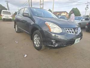 Nissan Rogue SV 2013 Blue
