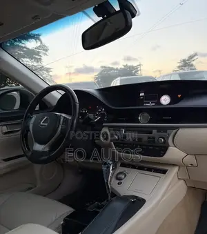Lexus ES 350 FWD 2013 White