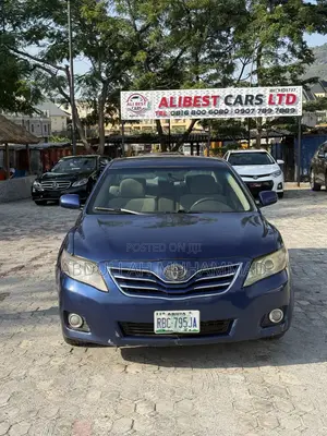Toyota Camry 2010 Blue