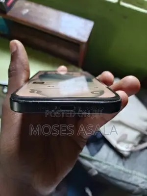 Apple iPhone 15 128 GB Black