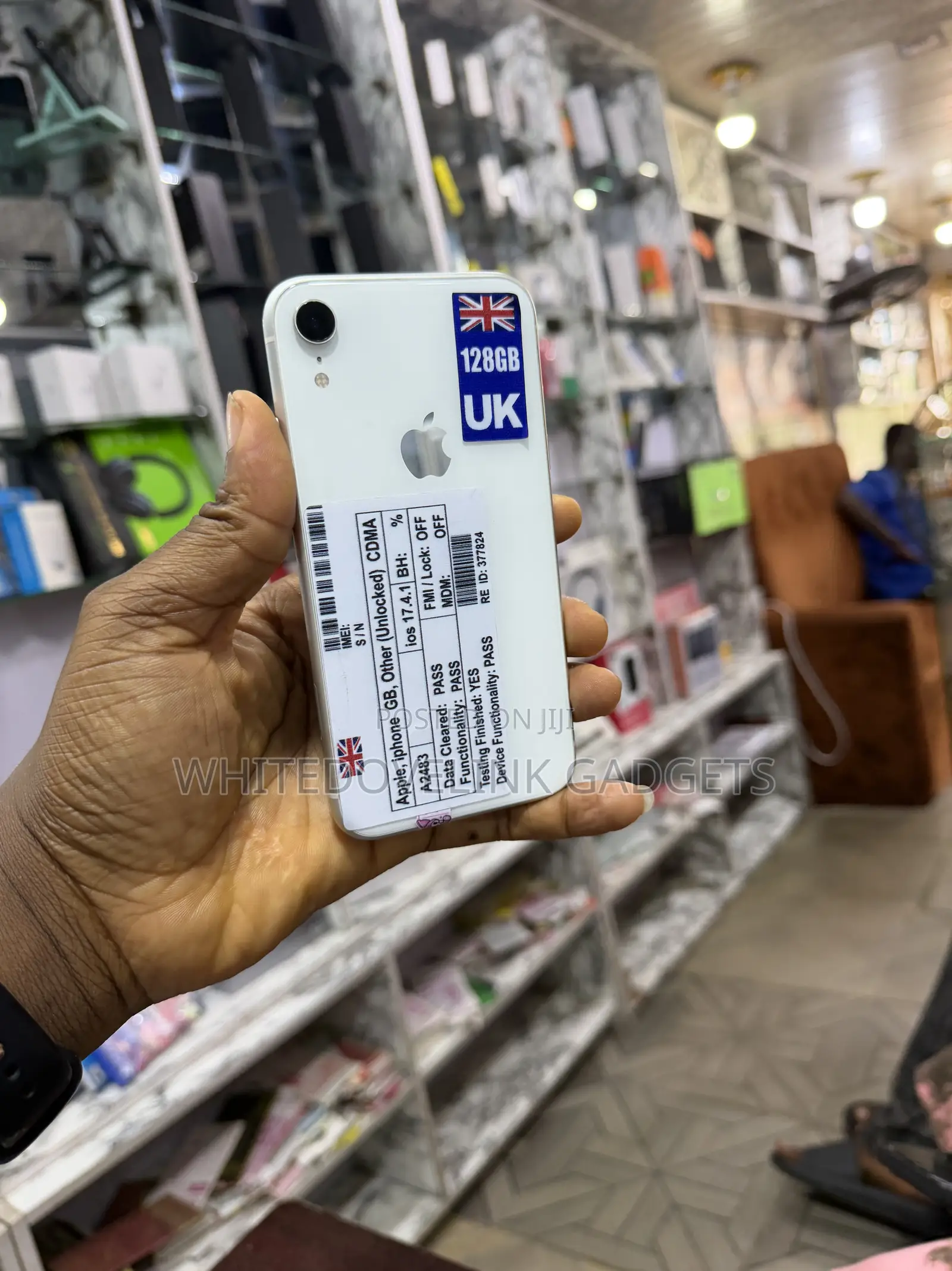 Apple iPhone XR 128 GB White