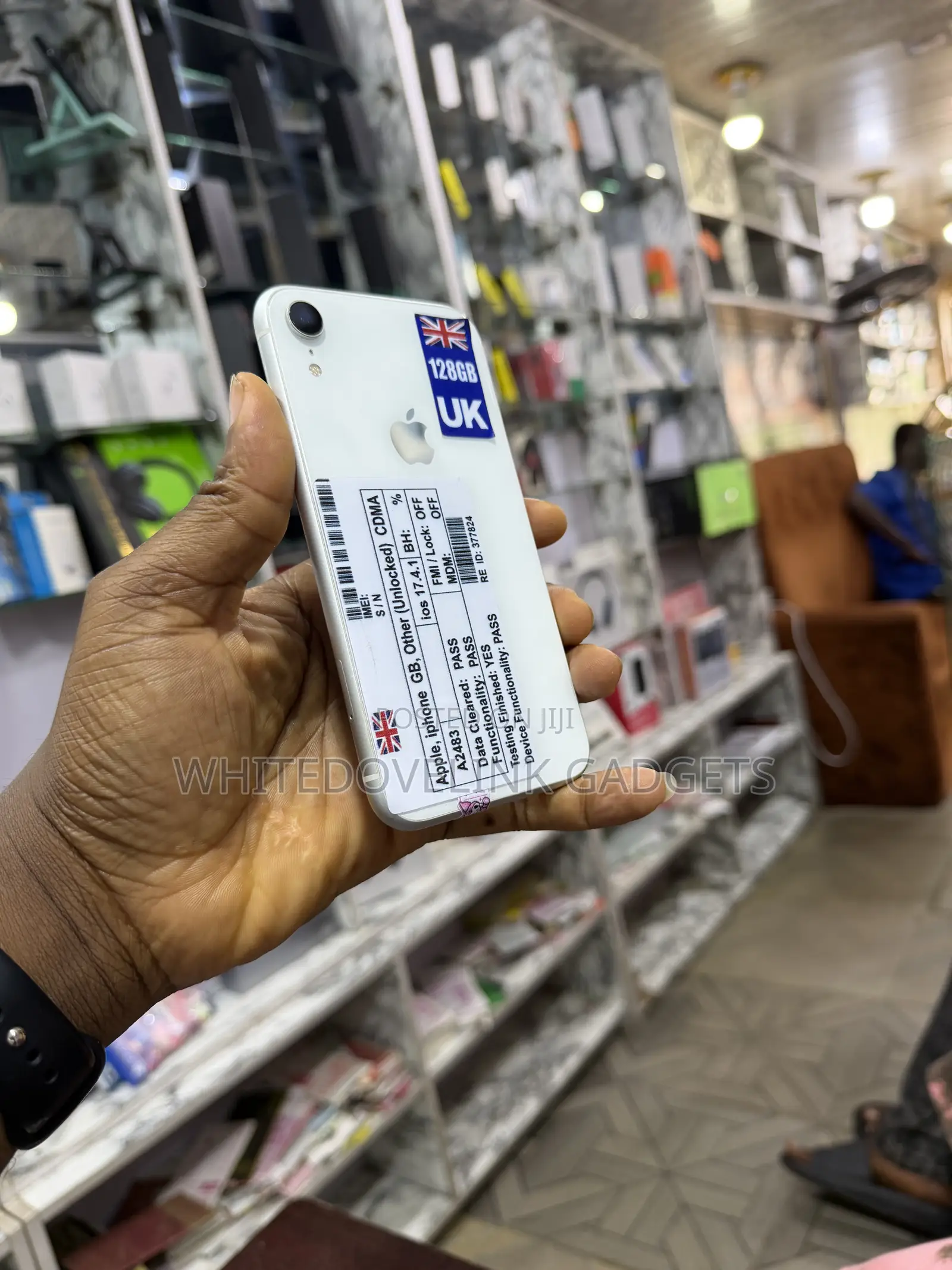 Apple iPhone XR 128 GB White