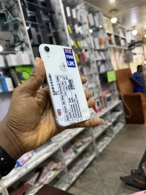 Apple iPhone XR 128 GB White