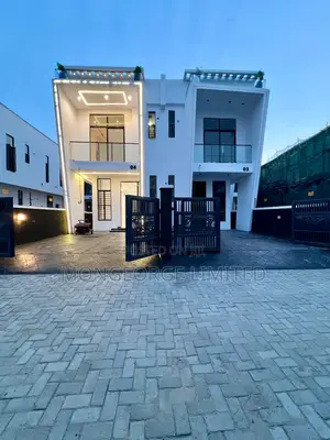 4bdrm Duplex in Ikota for sale
