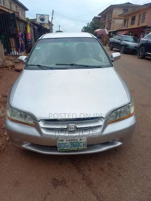 Honda Accord 2002 Silver