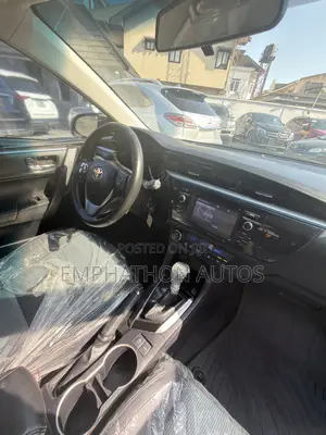 Toyota Corolla 2014 Black