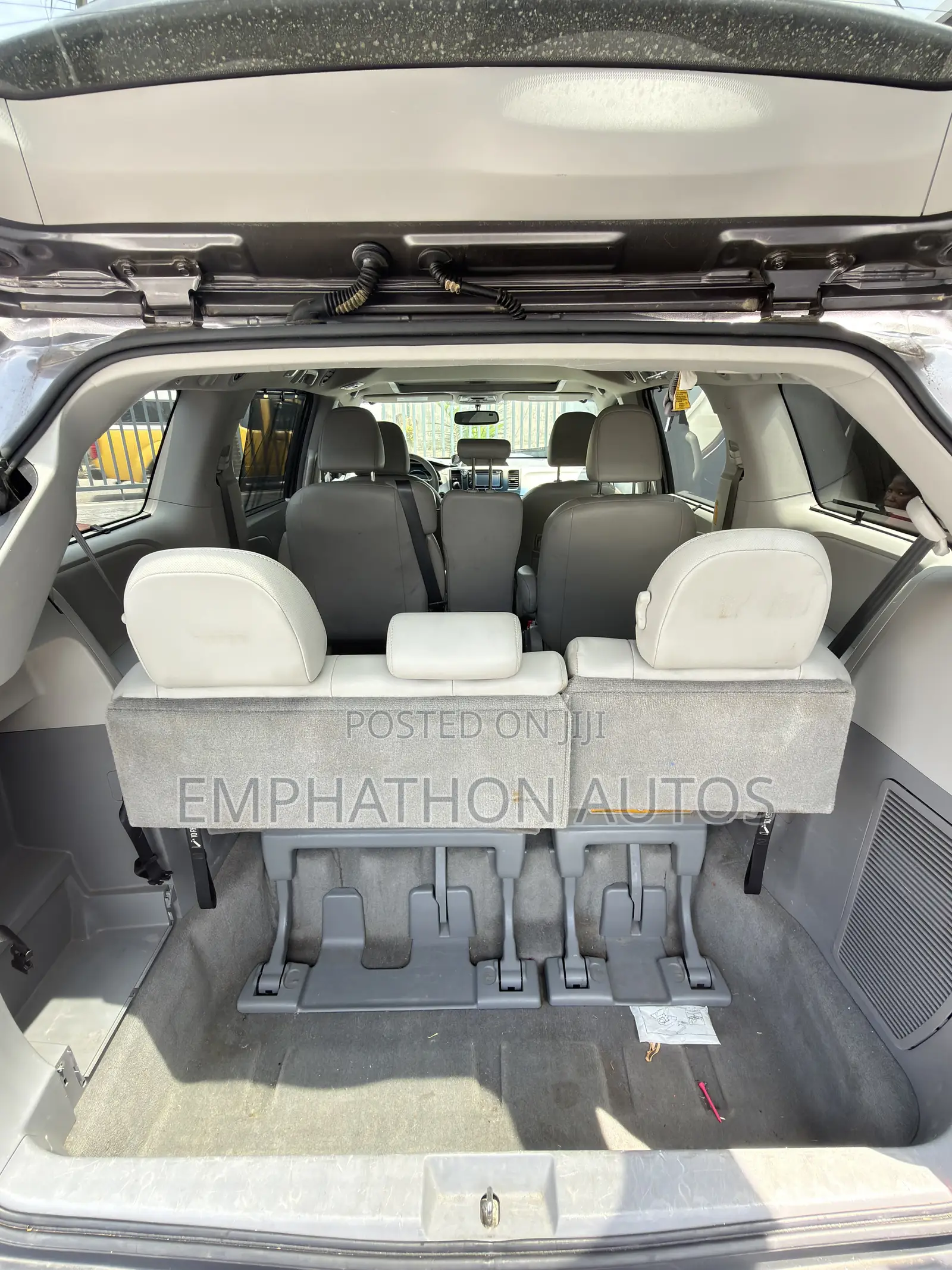Toyota Sienna 2014 Gray