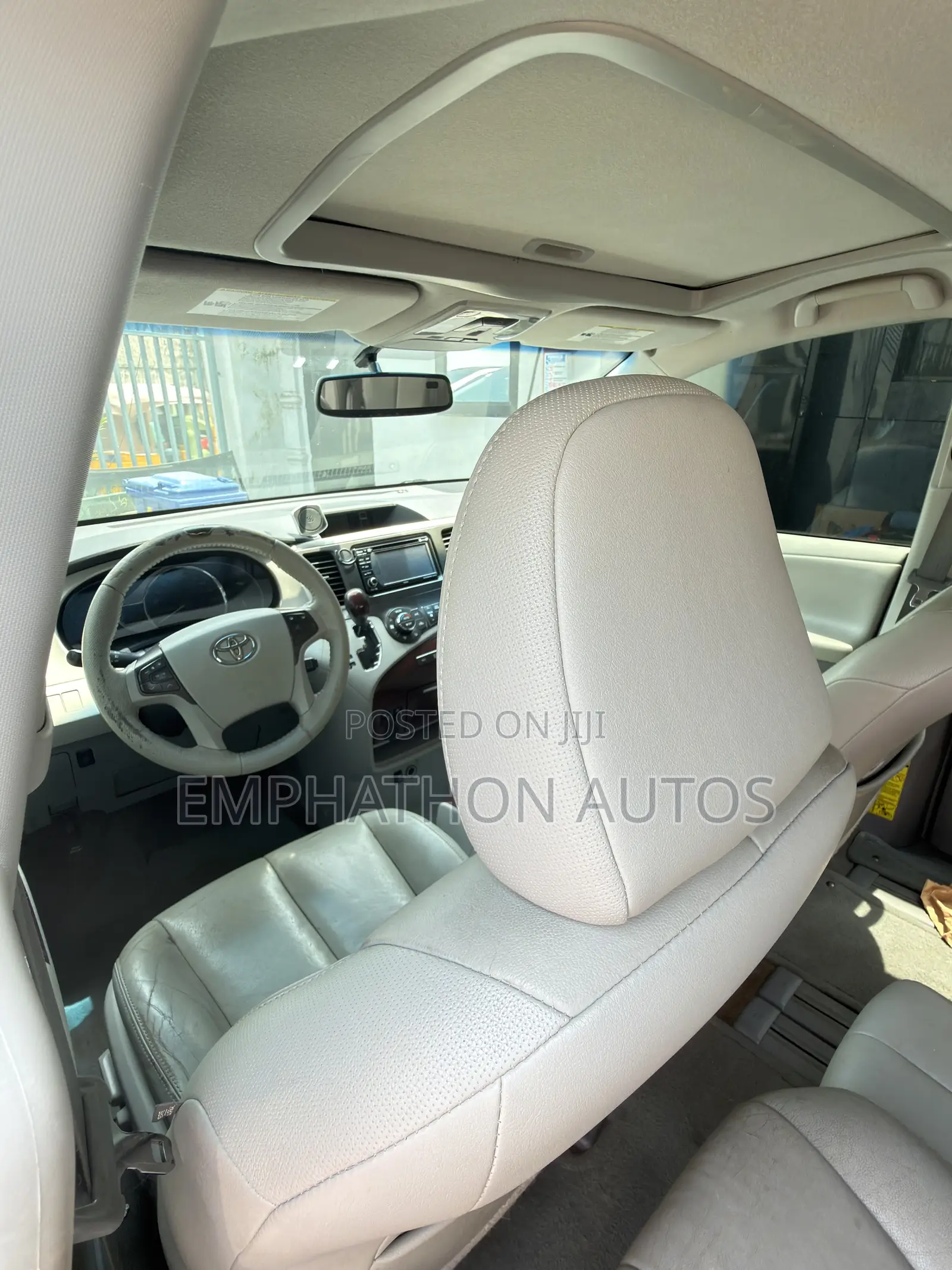 Toyota Sienna 2014 Gray