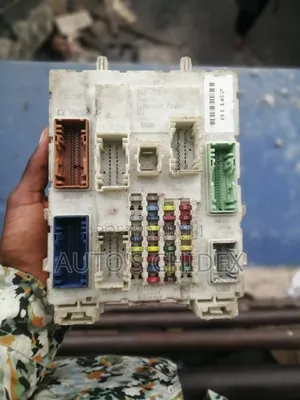 Complete Ford Escape 2017 (Bcm) Body Control Module Fusebox