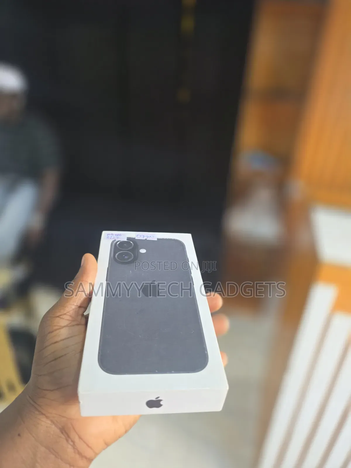 New Apple iPhone 16 128 GB Black