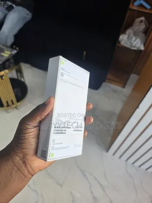 New Apple iPhone 16 128 GB Black