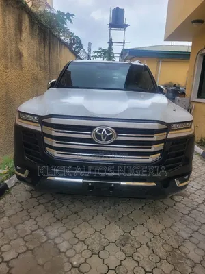 New Toyota Land Cruiser 2026 Black