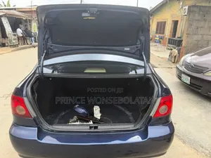 Toyota Corolla 2007 Blue